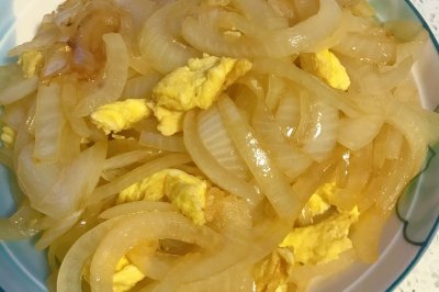 洋葱炒鸡蛋