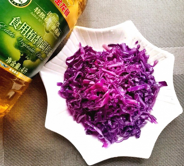 素炒紫包菜的做法