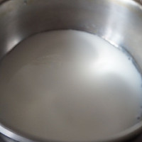 上海小囡记忆中的夏天:血糯米冰淇淋的做法图解1