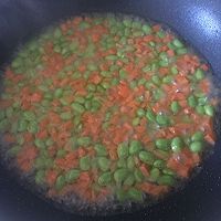 快手炒菜之毛豆胡萝卜炒牛肉片的做法图解4