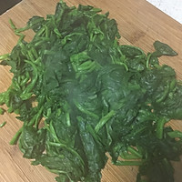 菠菜饺子#维达与你传承年味#的做法图解1