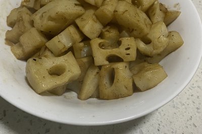 营养又清爽的清炒藕丁