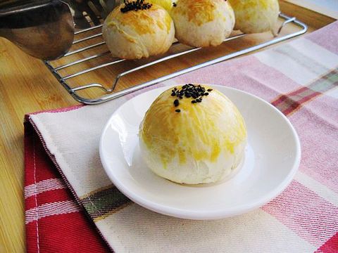 红豆酥皮月饼