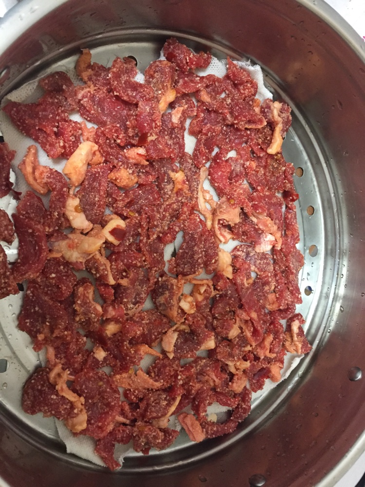 四川粉蒸牛肉的做法图解2