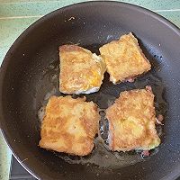 快手早餐～鸡蛋火腿煎吐司的做法图解8