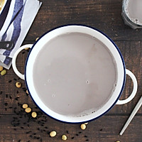 #夏日消暑，非它莫属#【紫米黑豆豆浆】给牛奶都不换的做法图解6
