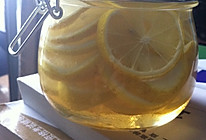 自制柠檬水「超简单美白养颜」的做法