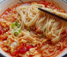 西红柿鸡蛋汤面，早餐来一份！的做法