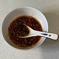 不加油和水的电饭锅煨鸡的做法图解3