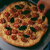 【番茄奶酪薄底披萨】-COUSS CM-1200出品的做法图解12