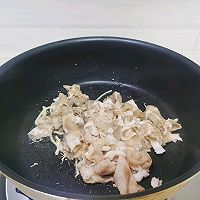 #金龙鱼橄榄油调和油520美食菜谱#【葱爆羊肉卷】肉嫩多汁的做法图解3