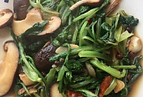 炝炒小白菜香菇几分钟的做法