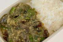 尝试了一次“黑暗料理”拌饭的做法