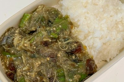 尝试了一次“黑暗料理”拌饭