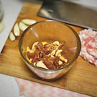 营养又健康 茄子炒肉的做法图解2
