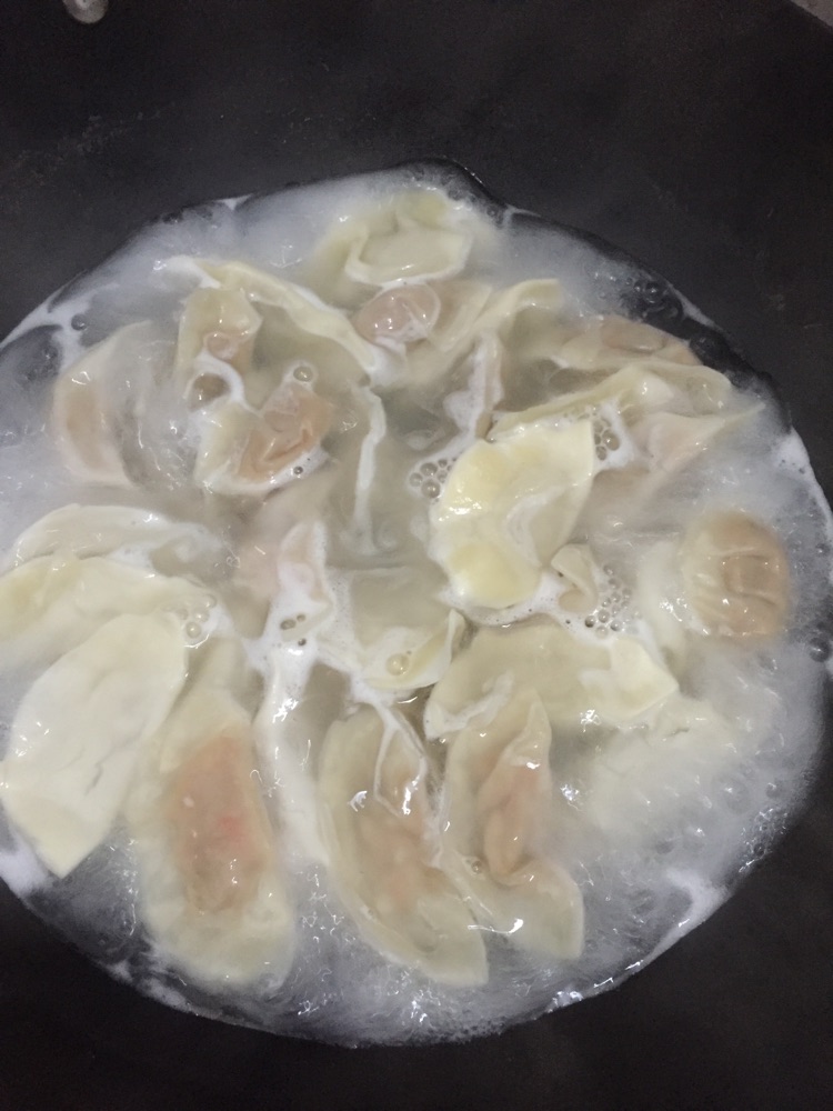 龙利鱼平菇胡萝卜香干饺子的做法图解6