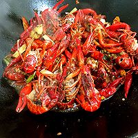 红酒焖虾的做法图解6