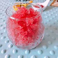 #轻饮蔓生活#夏日特饮蔓越莓沙冰的做法图解4