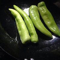 虎皮尖椒的做法图解2