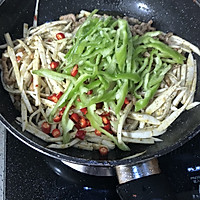 水豆豉茭白炒肉丝的做法图解5