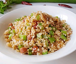辣肠丝瓜肉炒饭的做法