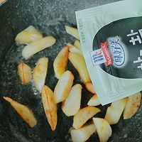 #奈特兰草饲营养美味#黄油煎薯角的做法图解8