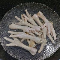 #肉食者联盟#香菇玉米炖鸡爪    一锅乱炖一锅鲜的做法图解3