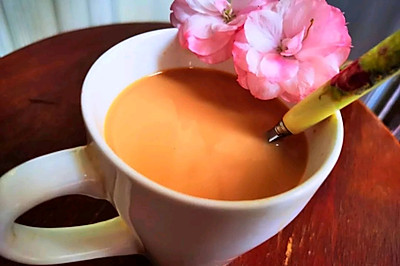 冬日#来一杯暖身暖心的焦糖奶茶