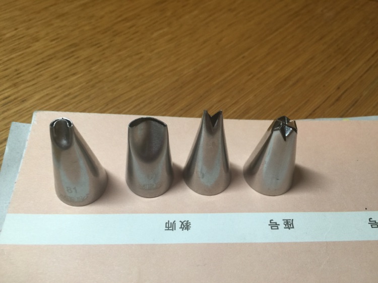 第一次用奶油霜做可以吃的多肉植物的做法图解7