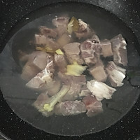 「懒人电饭锅排骨汤」的做法图解2
