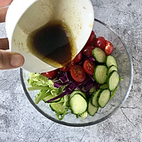 教你自制油醋汁，拌出美味碧根果蔬菜沙拉#“果”然有道#的做法图解7