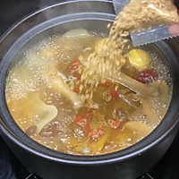暖心暖胃老母鸡汤的做法图解12