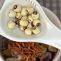 猴头菇竹荪养胃汤的做法图解5