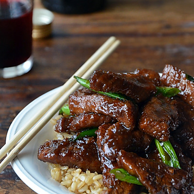 让我的出现，改变你吃货的命运！成为美食家《蒙古牛肉》