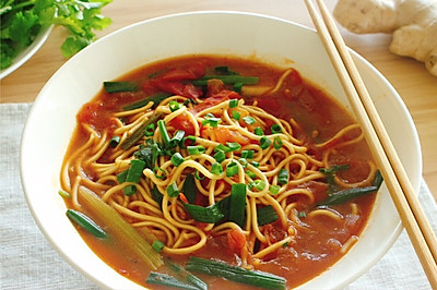 【懒人自制】番茄香菜热汤面-分分钟搞定健康营养的快手菜