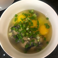 #中秋宴，名厨味#牡蛎肉煎蛋饼的做法图解1