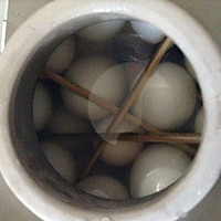 咸鸡蛋的做法图解1