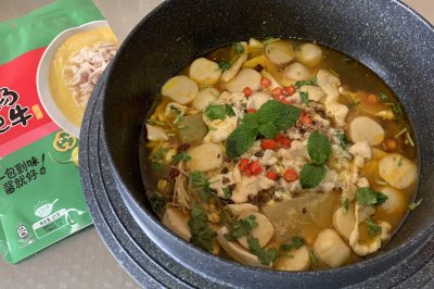 金汤豆腐滑鸡片