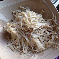金菇香菜炒白蚬子的做法图解6