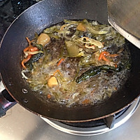 小心有炸弹！五柳炸鸡蛋的做法图解3