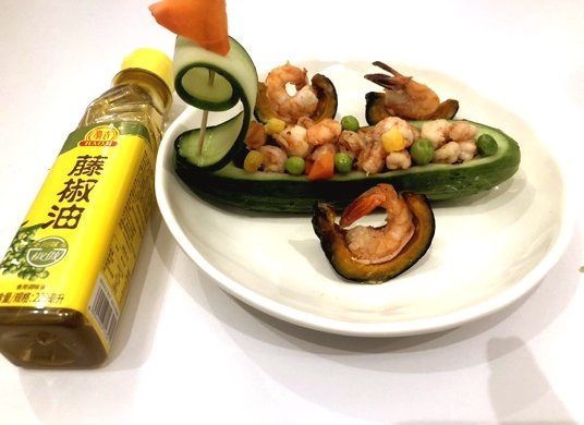 一帆风顺黄瓜船