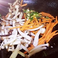 #名厨汁味，圆中秋美味#家常粉条肉丝炒菌菇的做法图解13