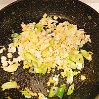 给上网课的孩子补补眼，疏肝护眼鸡蛋胡萝卜馅包子的做法图解6