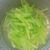 清炒莴苣的做法图解6
