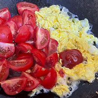 快手番茄蛋拌面的做法图解5