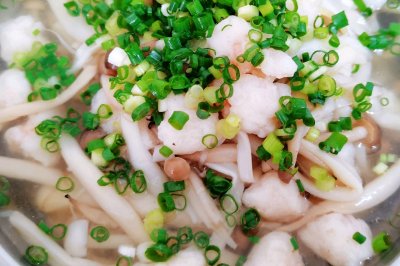 减脂餐.菌菇虾滑汤