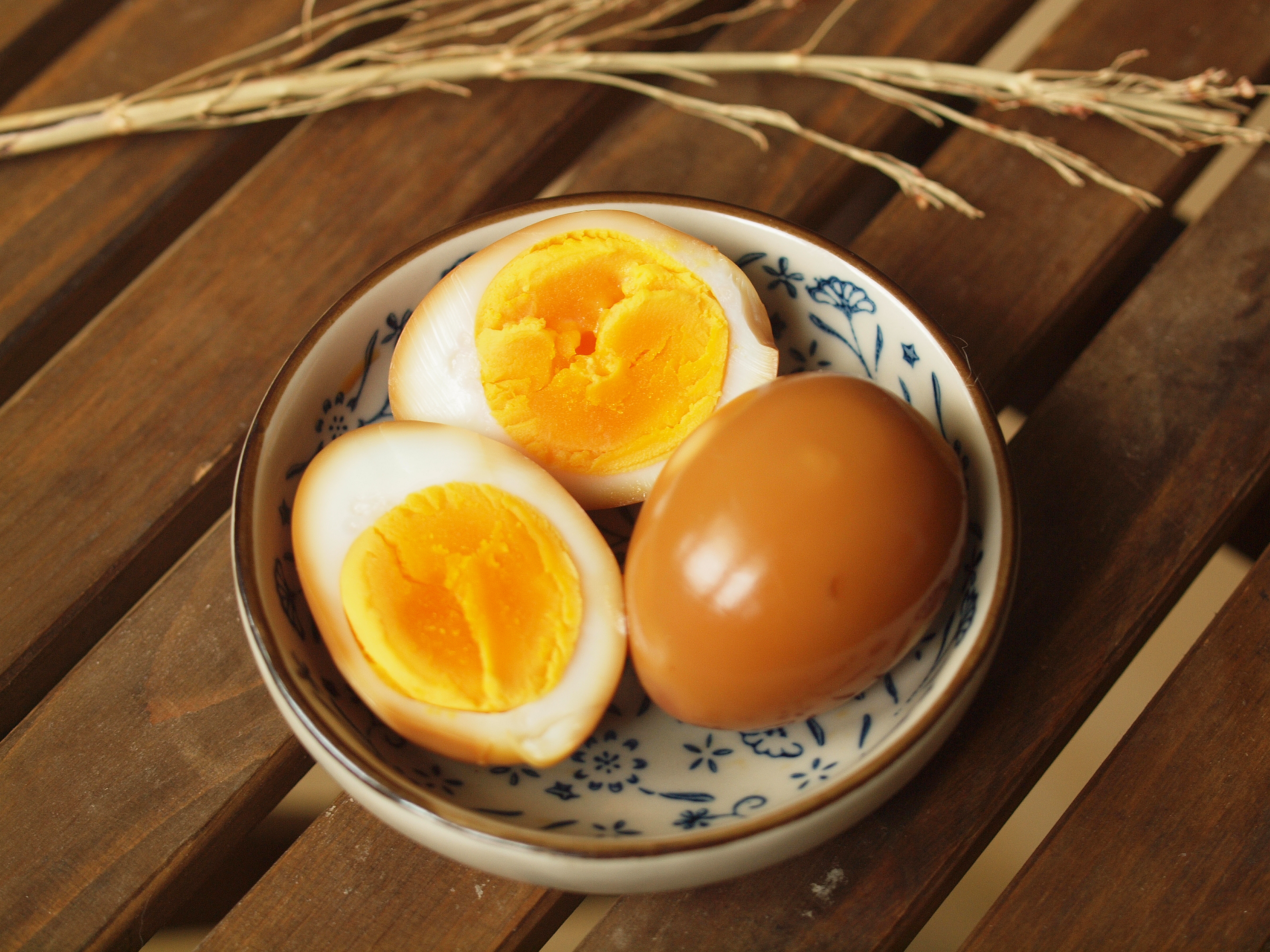 From snacks to large marinated eggs, you can be so beautiful and delicious