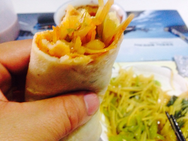 煎饼卷菜的做法图解7