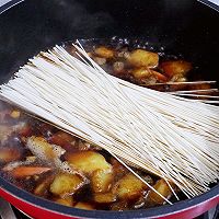 土豆火腿焖面的做法图解12