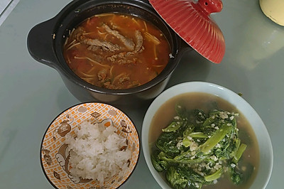 番茄肥牛煲